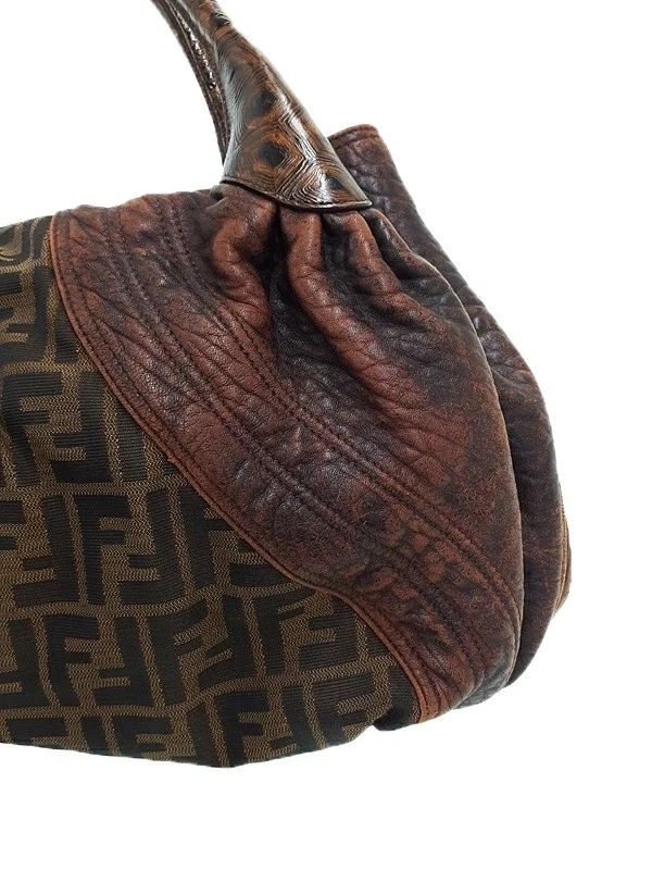 Bolso Espía FENDI Lona Zucca Marrón Bolso de Mano Asa Tejida De Colección Usado Foto 4 de 4