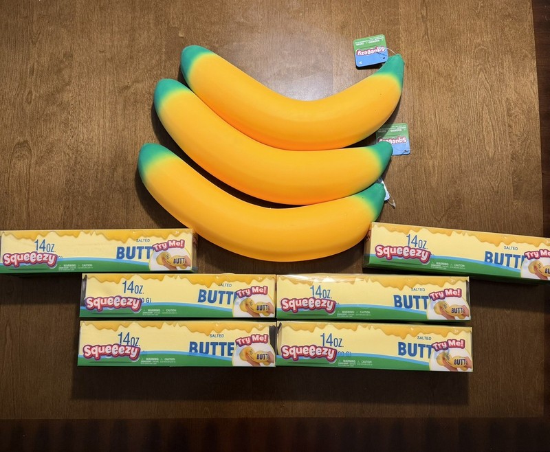 6x Sunny Days Squeezy Butter - Tiktok Viral Squeeze Toy and 3x squeezy banana!!!