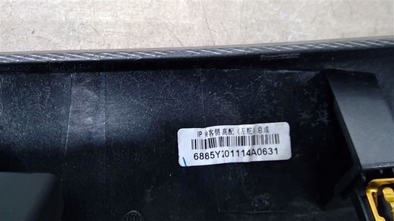 20-22 BUICK ENCORE GX DASH RH AIR VENT GRILLE BEZEL MOLDING COVER OEM 42710830