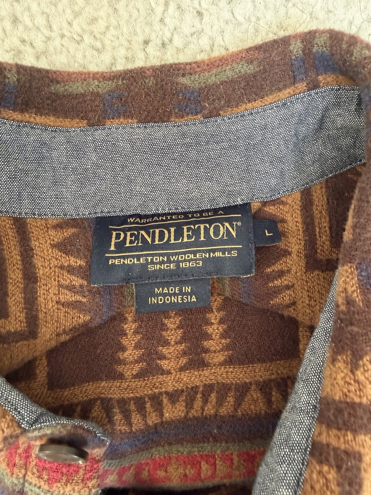 Pendleton Men’s LARGE  L Button Down Flannel Pre-… - image 2