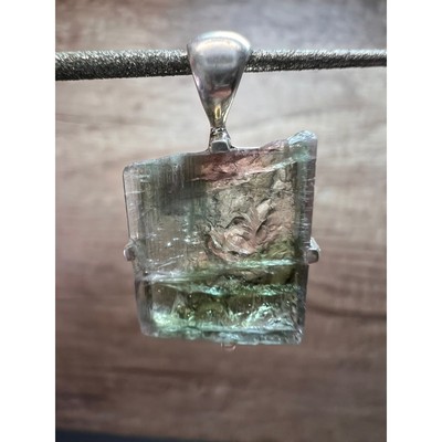 NEU Grüne Wassermelone Turmalin Sterlingsilber Anhänger 2,41 Gramm