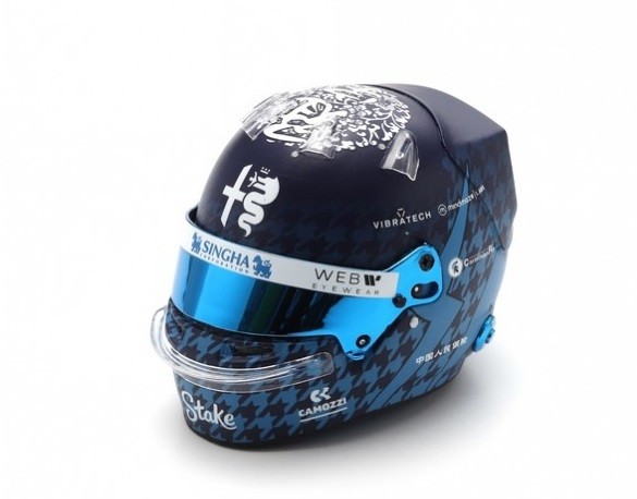 Casque miniature F1 Zhou Guanyu Spark 1/43 idée cadeau pour fan de sport auto