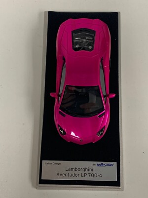 1/43 Looksmart Lamborghini Aventador LP-700 Coupe Flash Pink