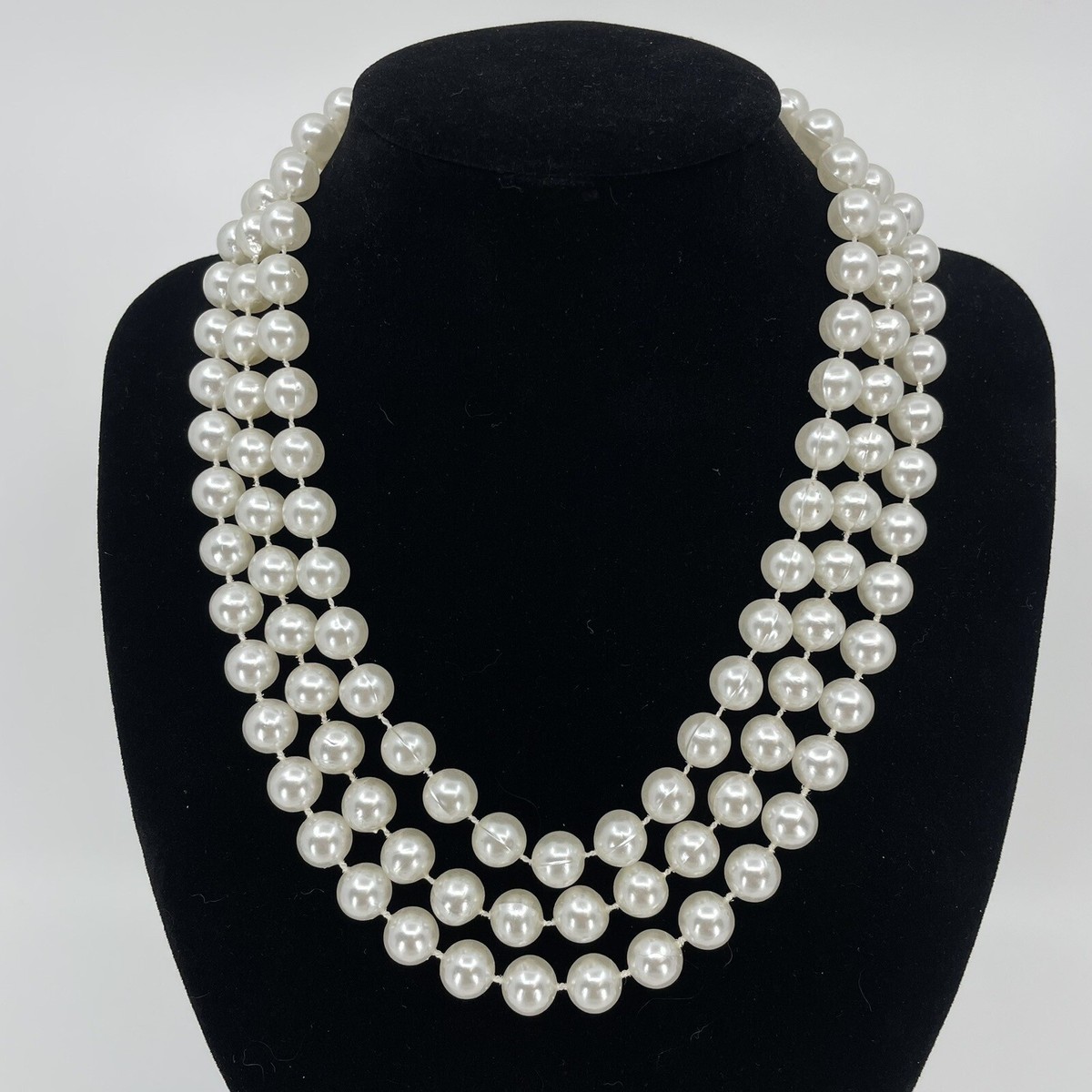 ファッション雑貨・小物その他 Triple Pearl Strand Neckace Capucine De Wulf Jewelry ~ Berry ~ Pearl ~ Bead Triple
