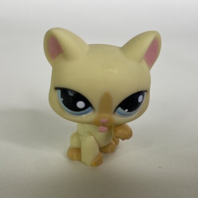 Littlest Pet Shop LPS 981 Cream Yellow Tan Paw Up Licking Cat Figure Toy Hasbro