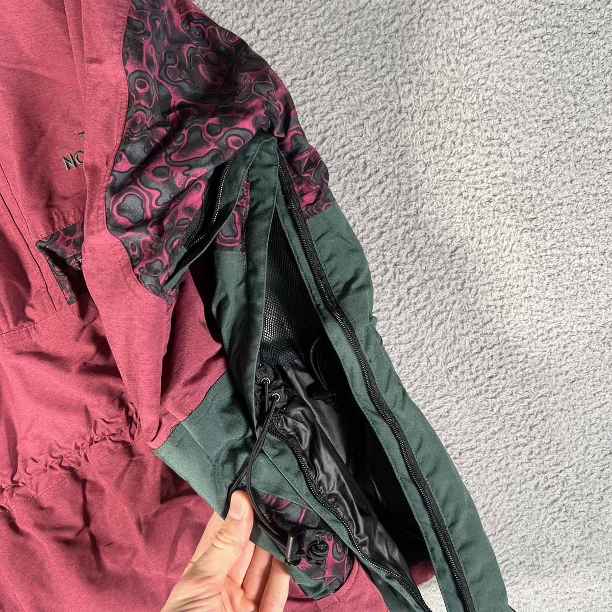 THE NORTH FACE RAGE JACKET　NS15911 Vintage The North Face RAGE Snow Ski Jacket 1/2 Zip Red 90s
