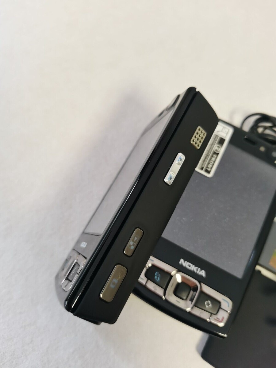 Original Unlocked NOKIA N95 8GB Mobile Phone 3G 5MP Wifi GPS 2.8