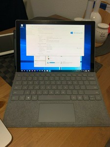 Surface Pro 5 Gen I5 2 71ghz 8gb Ram Platinum Signature Cover Surface Pen Ebay