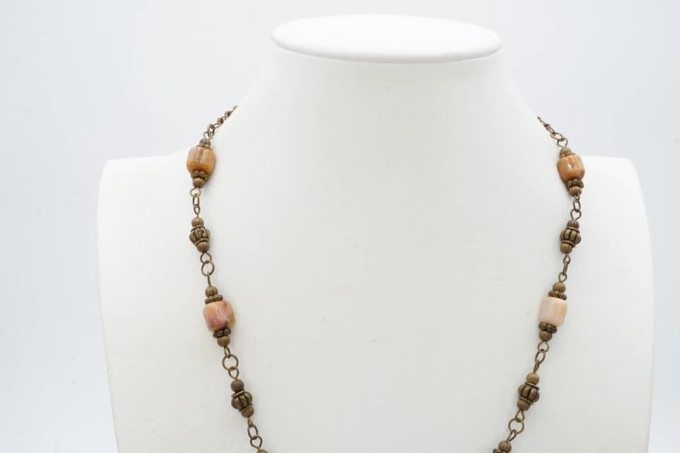 Collar de cuentas tono latón ágata racimo de uva 23" Foto 4 de 4