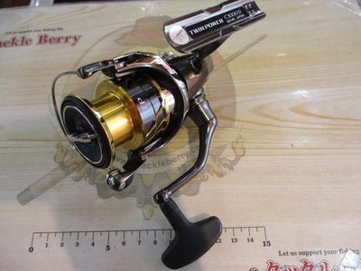 Shimano 20 Twin Power C3000 Spinning Reel Used