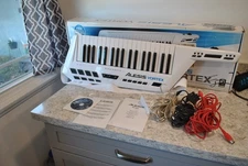 Alesis Vortex USB/MIDI Keytar controller with accelerometer works check out pics
