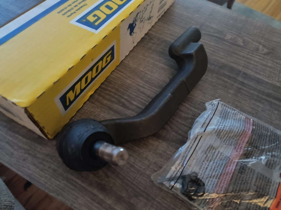 NUEVO extremo de varilla de amarre exterior genuino MOOG ES800957 compatible con cargador Dodge 2011-2022 Foto 3 de 4