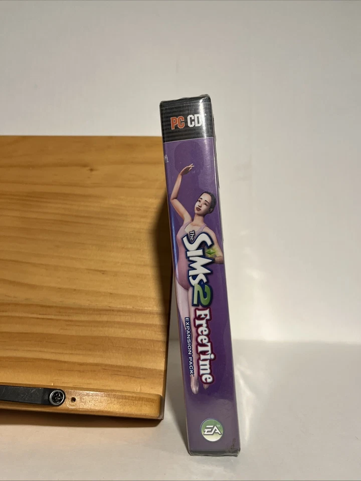 The Sims 2 Freetime Expansion Pack (PC) - NEW - SEALED - Image 3 of 4