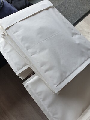 200 Enveloppes Matelassées Featherpost F3 - Blanc/or - Dommages Aux Coutures - Occasion