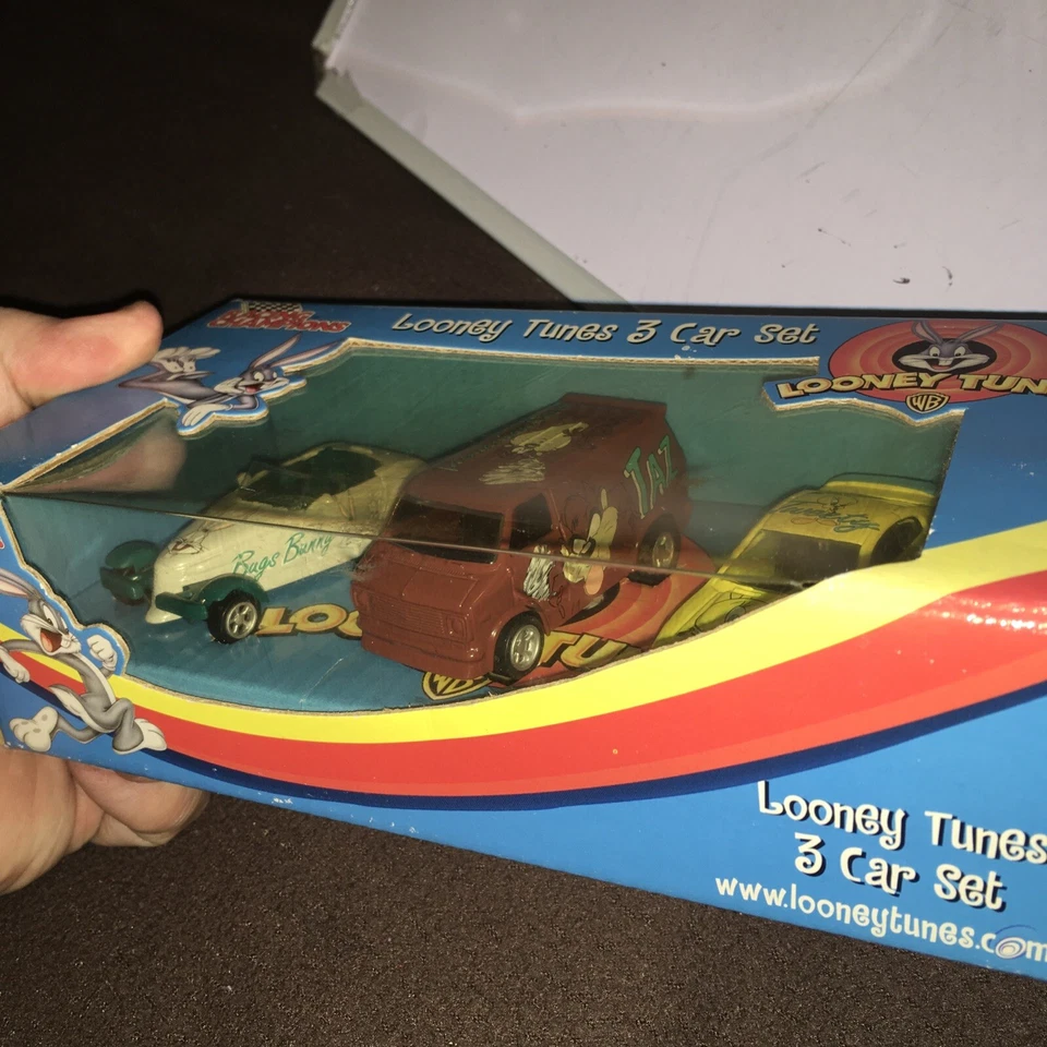 2002 Racing Champions Looney Tunes 3 Car Set New Bugs Bunny Tweety Tazz — 第 3/4 张图片