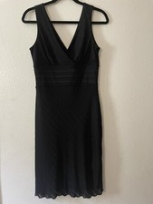 White House Black Market Women's Classic Little Black Dress Size Small Stretch