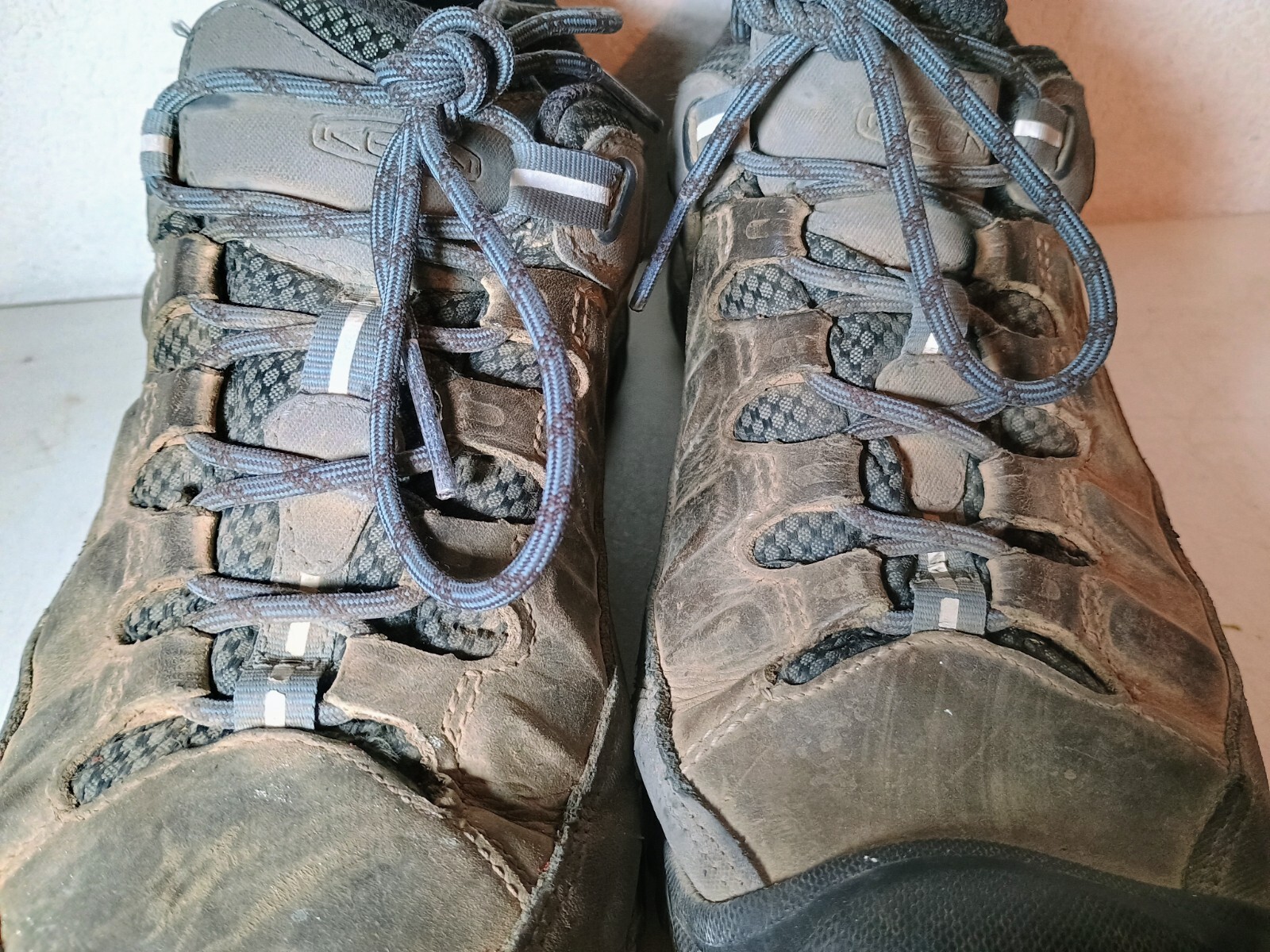 Scarpe da trekking impermeabili Keen Targhee III da uomo taglia 9 SPEDIZIONE GRATUITA!