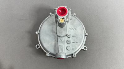 Een Regulator Voor LPG-gasflessen Stock Foto - Afbeelding van samengeperst, klink: 180872328 Een Regulator Voor LPG-gasflessen Stock Foto - Afbeelding van samengeperst, klink: 180872328