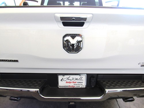 Dodge RAM 2019 cromo puerta trasera emblema de cabeza medallón nuevo fabricante de equipos originales Mopar - Imagen 4 de 12