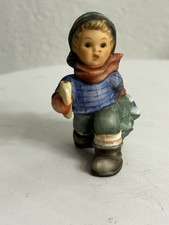 Goebel Berta Hummel Figurine Fresh Christmas ...