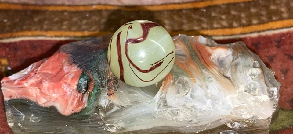 😎Vintage Akro“Lemonade OXblood” Swirl-Mint.59 W/Dug Akro Cullet 1.1x2.6 Inches - Image 4 of 4