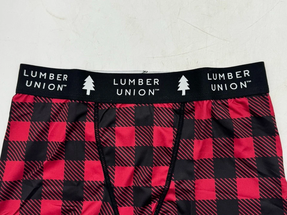 Красные и черные женские шорты-бойшорты в клетку с принтом Buffalo — НОВЫЕ — LumberUnion - Изображение 2 из 4