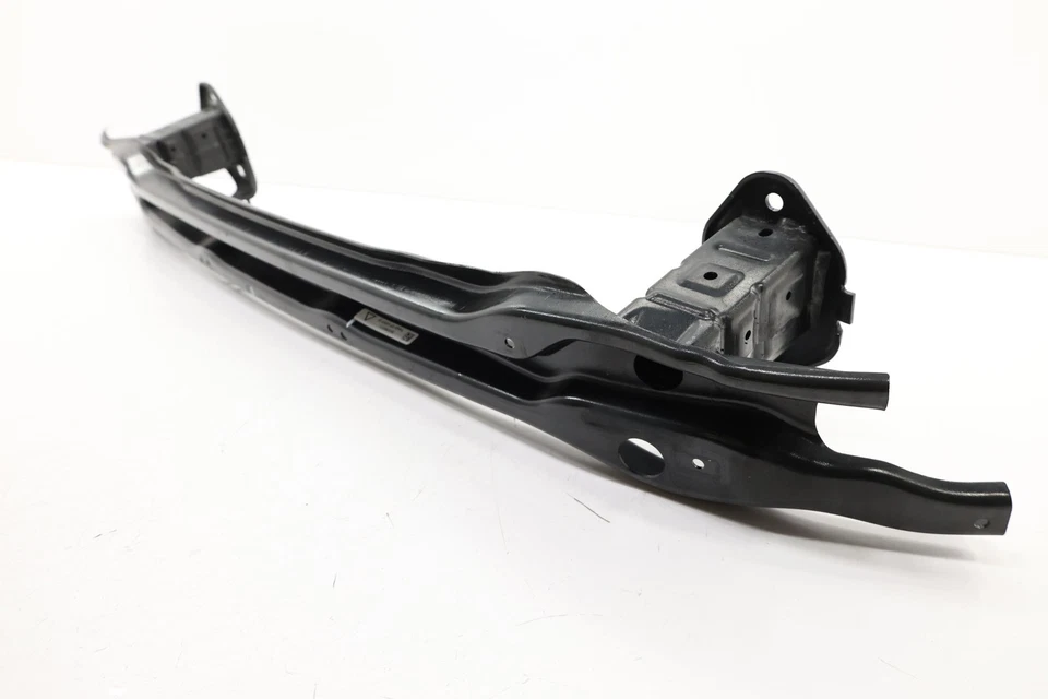 Refuerzo de parachoques trasero BMW 330I 2019-2021 51-12-7-428-022 Foto 3 de 4