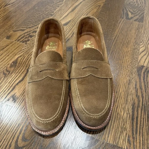 Alden 6221L - Unlined Penny Mocc in Snuff Suede Van Last size 8