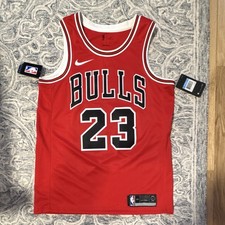 Ultimate Chicago Bulls Collector and Super Fan Gift Guide  45