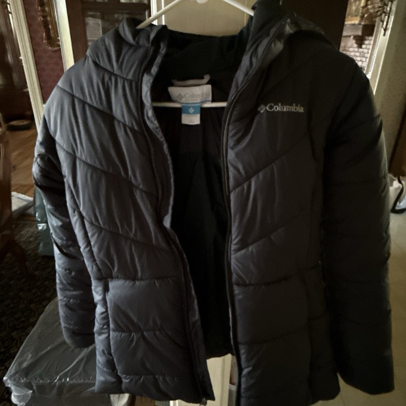 Columbia Puffer Girls Size Large 14/16 Black pre owned 
