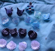 Hair Clips. Nice Assortment . Great Colors. Flowers, Butterfly More 17 Pieces