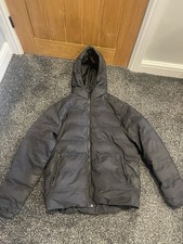 Black Puffer Coat For the Winter Season Men’s Size S