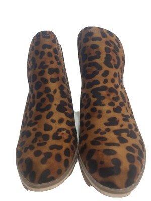 women's bootie size 9.5 medium width  leopard print  3'' chunky heel