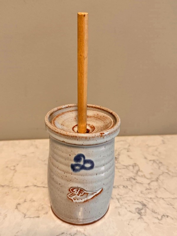1979 Red Wing Commemorative Butter Churn Stoneware RWCS