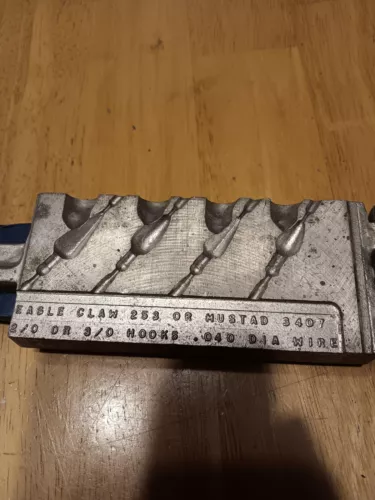Do it Spinner jig mold SJ-4-A ,1 each 5/16 1/4 7/16 3/8