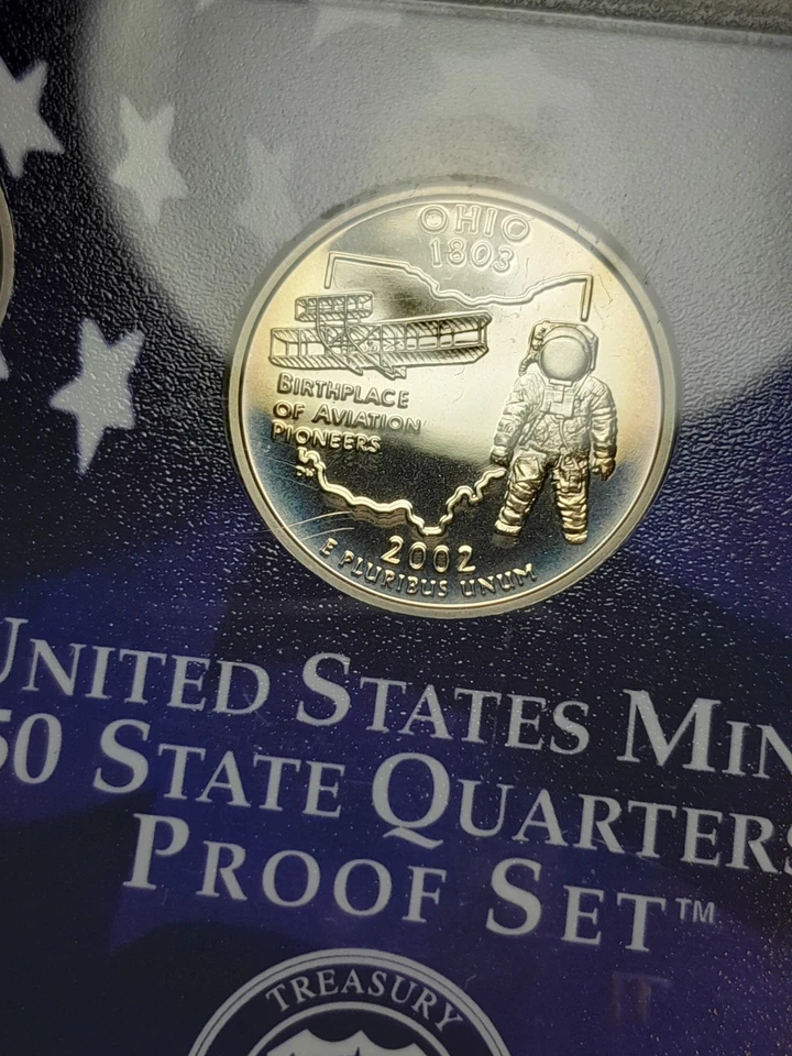 !!bid Now!! (3) 2002 Quarter Proof Sets Nice Natural Tone On Some Quarters - Image 2 of 4