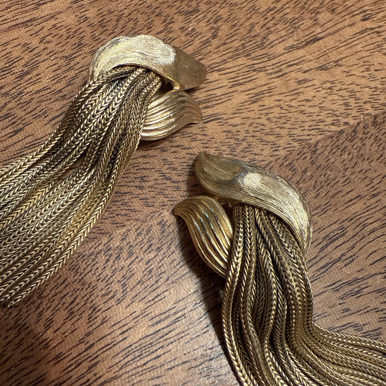 Picture 2 of 24