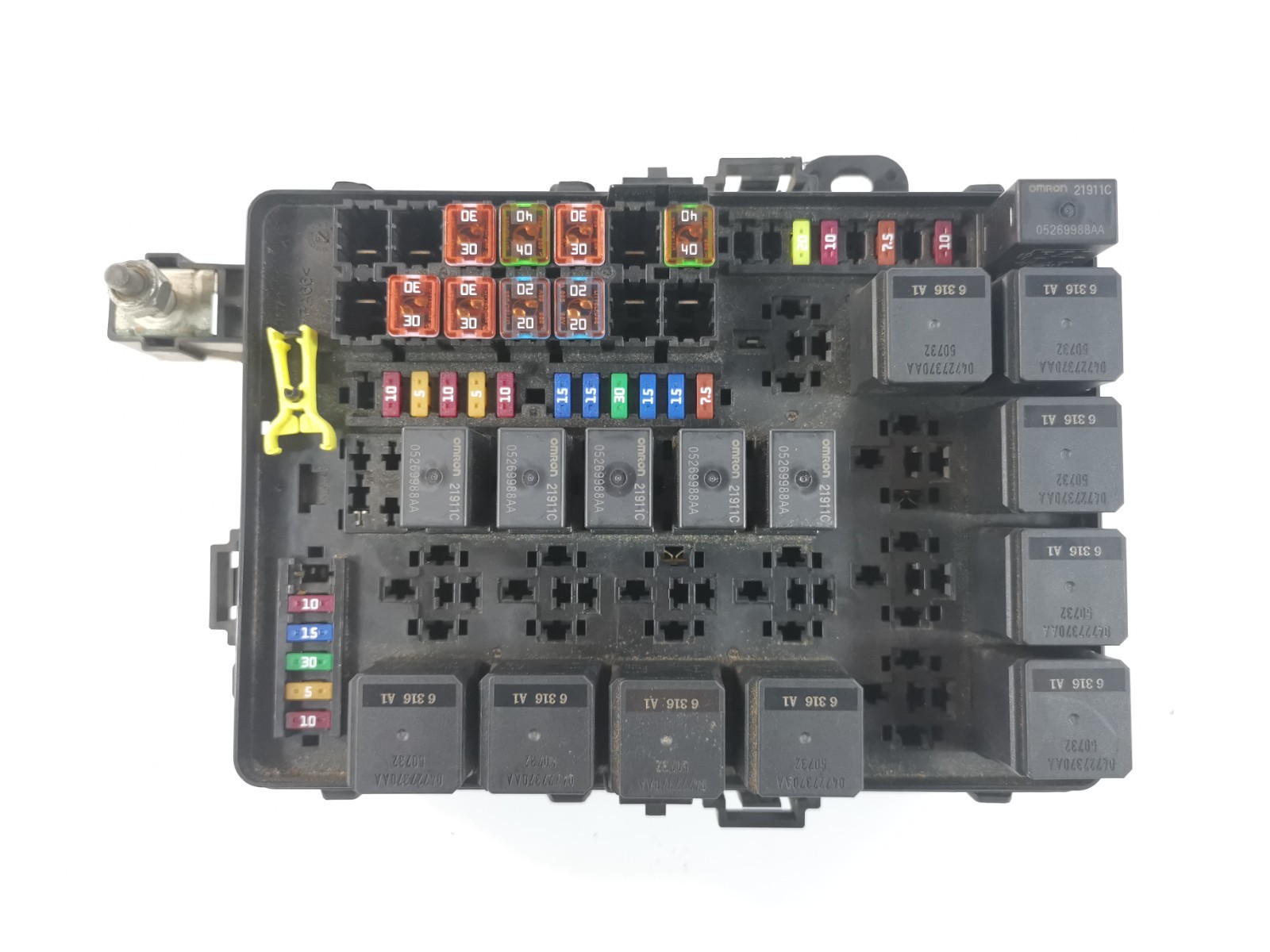 Maserati Levante 2017 Fuse box P/N 670035174