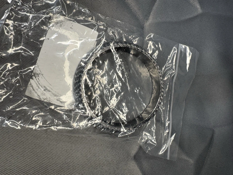 NEW OEM SUBARU EXHAUST GASKET 44022AA123 - Image 2 of 2