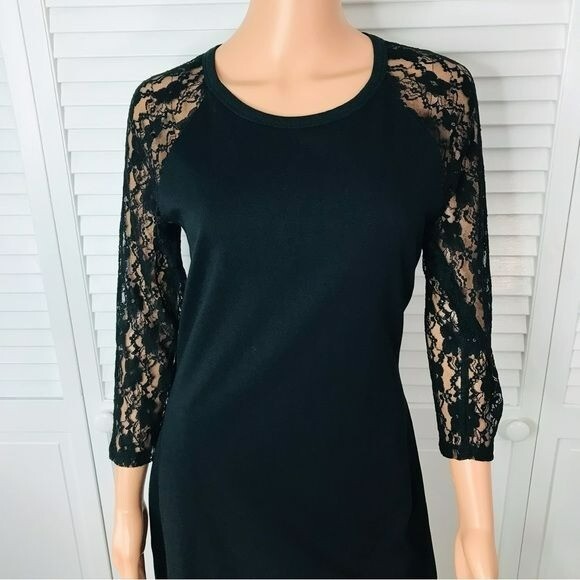 chinese dress ladies V Neck Long Sleeve Chapel Train Black Lace Wedding Dress main image 0