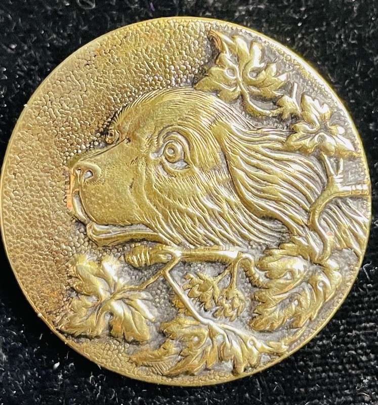 Ex Rare Antique French SPANIEL Brass Button. Ca., 1880s/1890s, backmarked.