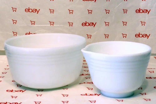 Hamilton Beach Milk Glass Mixing Bowls Pyrex #28 & #10 1940's Vintage Set