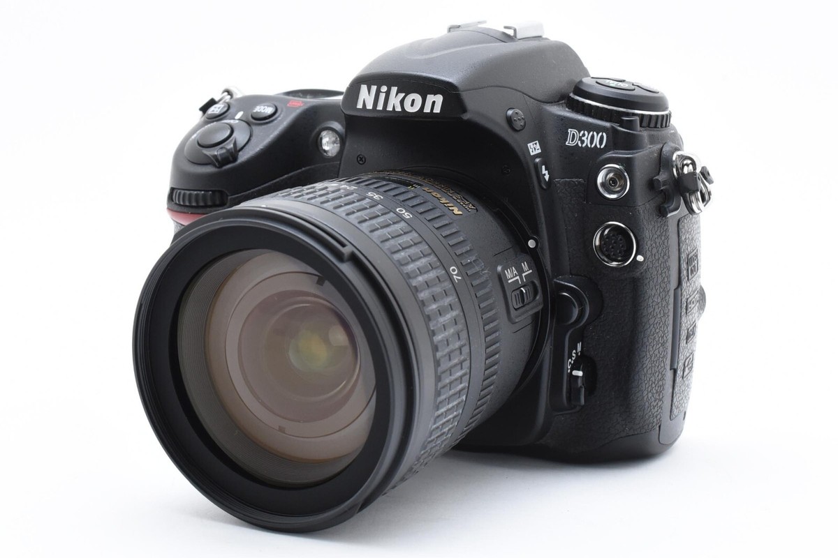 Near MINT] Nikon D300 12.3MP + 18-70mm F3.5-4.5 G ED DX From Japan