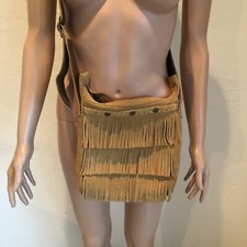 Minnetonka Genuine Leather Sling Tan/brown Suede Fringes Shoulder/cross Body Bag