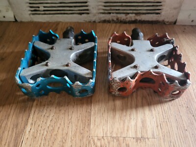 ペダル bear trap 1/2 old bmx square pedals Amazon.com : Wellgo Old School BMX MTB XC-II Bear Trap 1/2