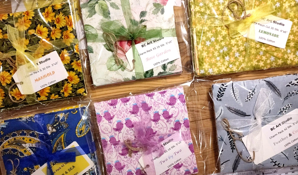 Patchworkstoff Moda Benartex Charm Pack 5inch 30Stk. Golddruck Marigold 12,7cm - Bild 4 von 4