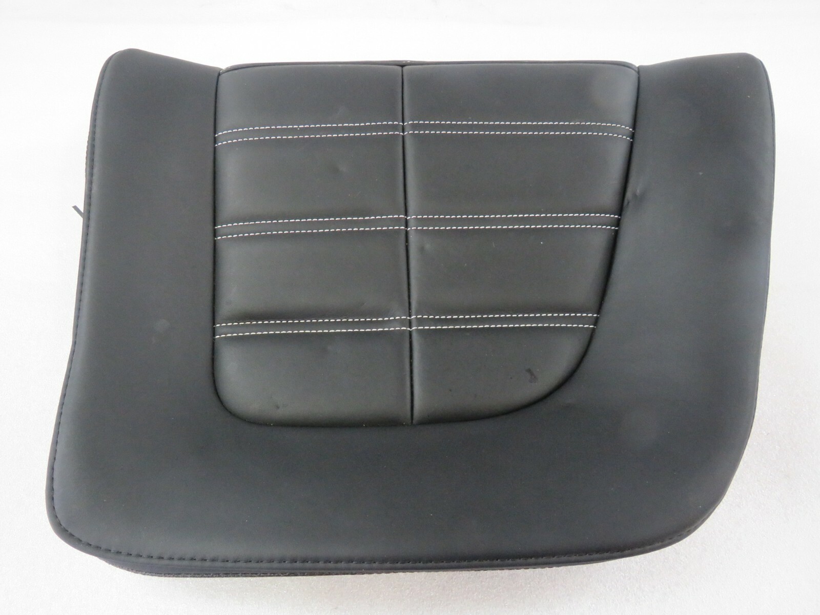 Ferrari California T, RH, Right, Rear Seat Bottom, Black, Used, P/N 85752400