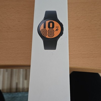 Samsung Watch 4 Smartwatch 44 mm Schwarz Gummiarmband Android SM-R870NZKADBT