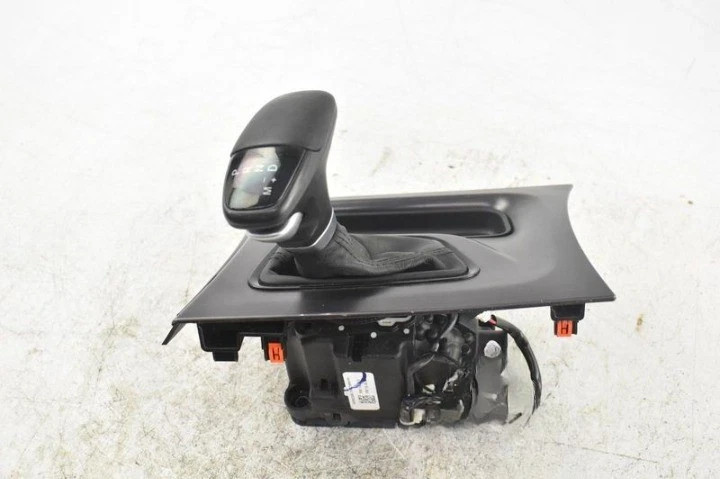 2015-2023 Dodge Charger Automatic Transmission Floor Gear Shifter Assembly OEM