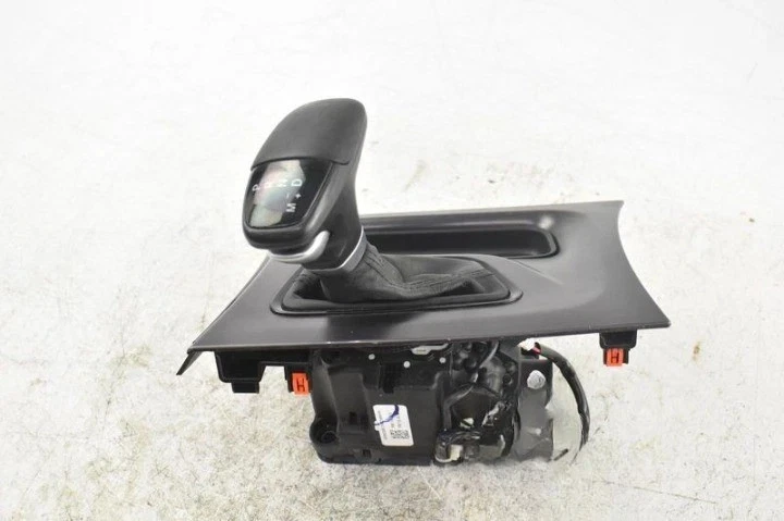2015-2023 Dodge Charger Automatic Transmission Floor Gear Shifter Assembly OEM - Imagem 2 de 4